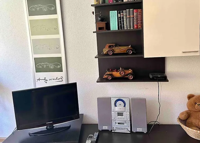 Geräumige 2-Zimmer Ferienwohnung in Freiburg *