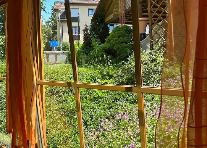 Geräumige 2-Zimmer Ferienwohnung in Freiburg